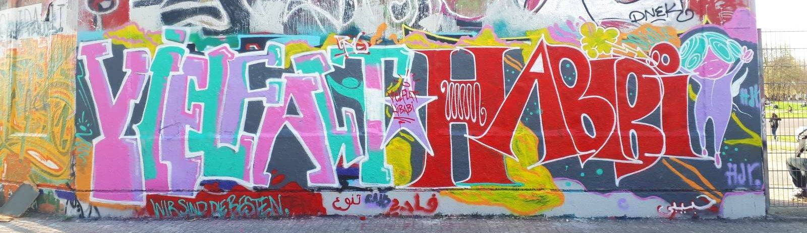 Graffiti showing the text "Diversity Habibi"